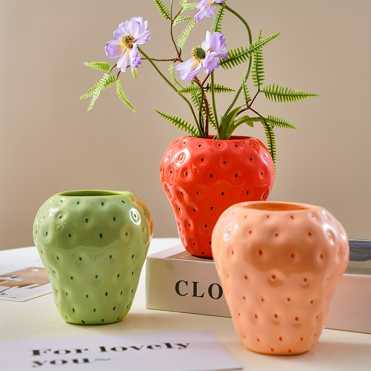 1pc, Handcrafted Resin Strawberry Vase - Perfect for Home Decor, Weddings, and More!