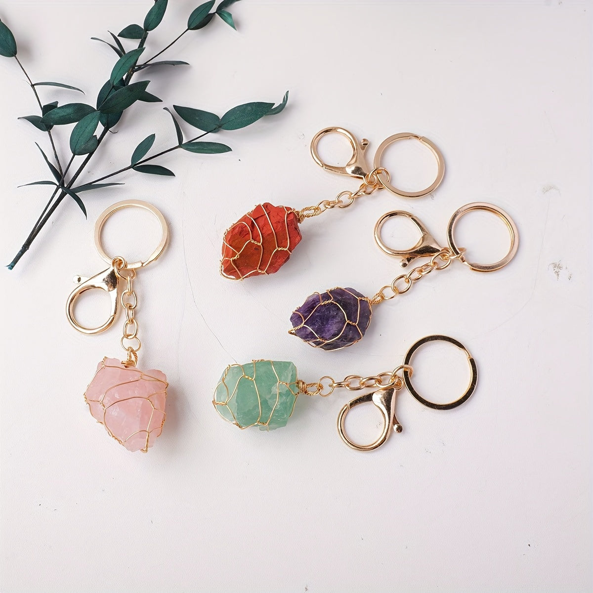 Single Natural Crystal Raw Stone Keychain - Handcrafted Golden Wire Mesh Bag with Unpolished Gemstone, Sports Themed Lobster Clasp Decorative Key Chain for Christmas