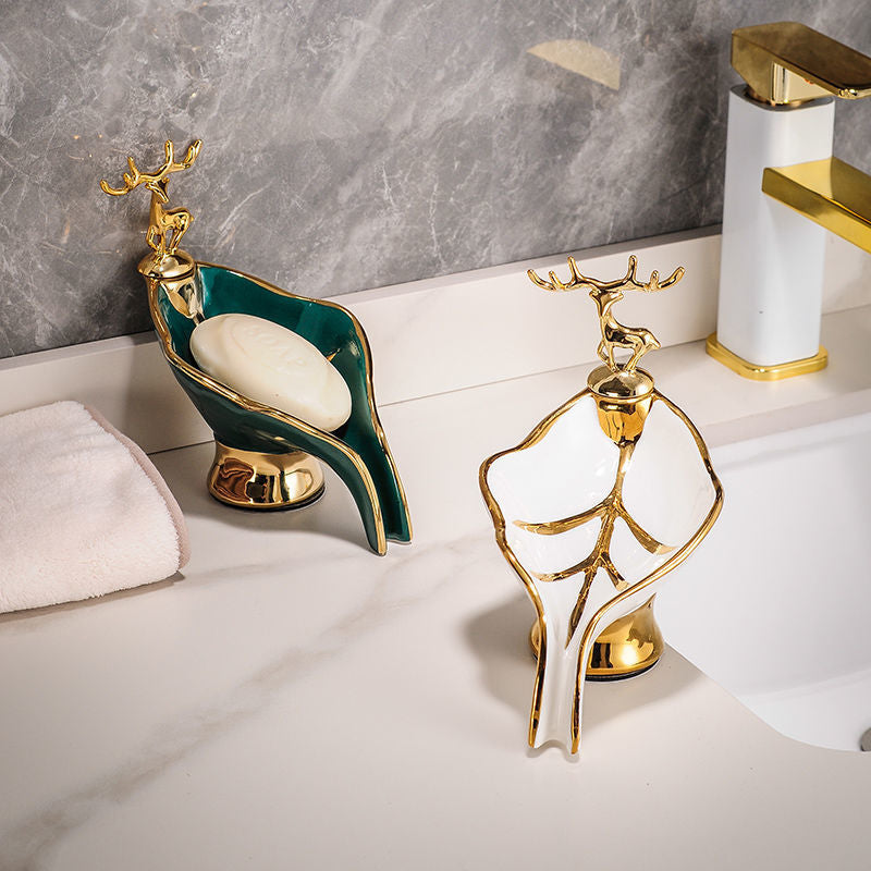 1pc Leaf Shaped Soap Box With Deer Decoration, Self-draining Soap Dish, Soap Holder For Bathroom & Kitchen, Home Decor, Bathroom Essential