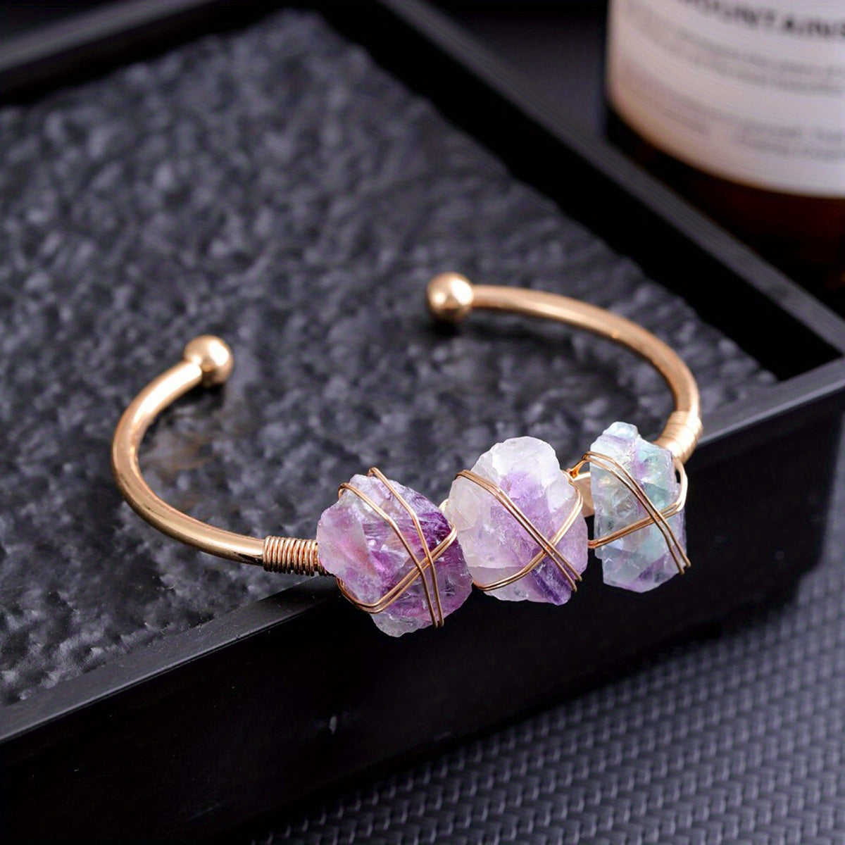 1pc Natural Crystal Bracelet Irregular Raw Stone Copper Wire Wrapped Chakra Healing Balance Reiki Yoga Meditation Wicca Gemstone Women's Hand Jewelry Chain Holiday Gift