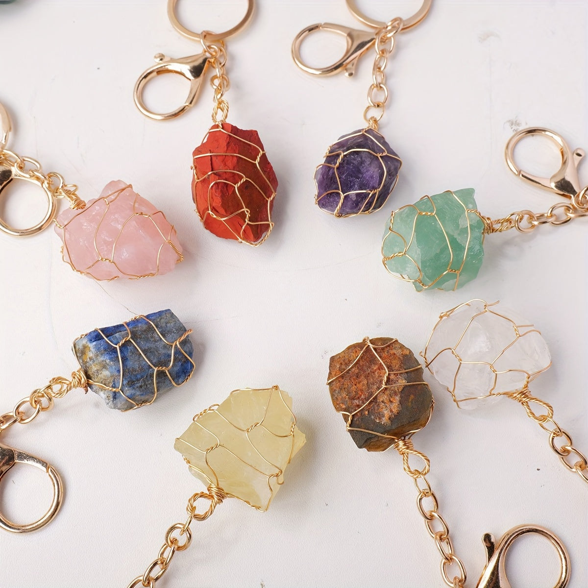 Single Natural Crystal Raw Stone Keychain - Handcrafted Golden Wire Mesh Bag with Unpolished Gemstone, Sports Themed Lobster Clasp Decorative Key Chain for Christmas